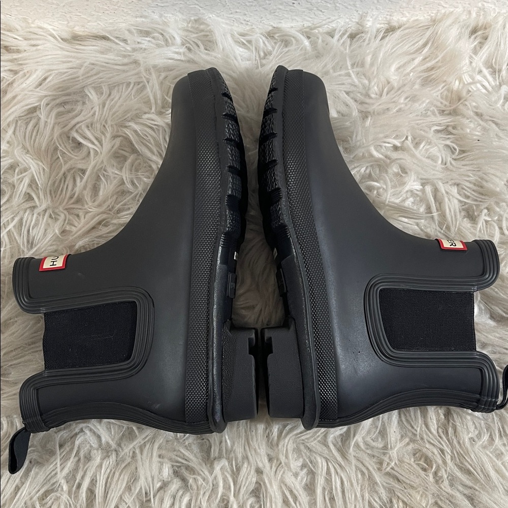 HUNTER Women's Original Chelsea Rain Boots Waterproof Size 8 Black New - Picture 11 of 16